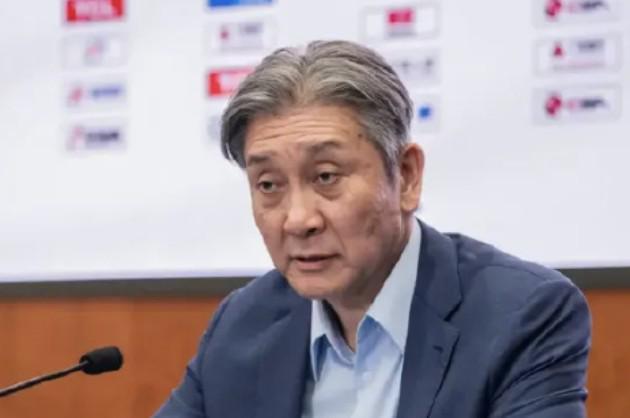 新球体育app-郑永刚：球员们拧成一股绳无私奉献，团结是球队最宝贵的财富